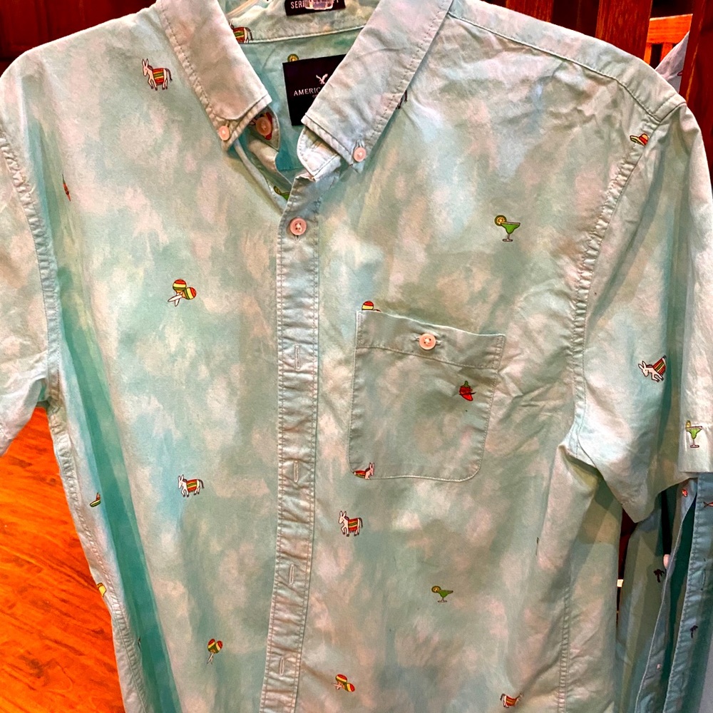 Shirt sleeve button up